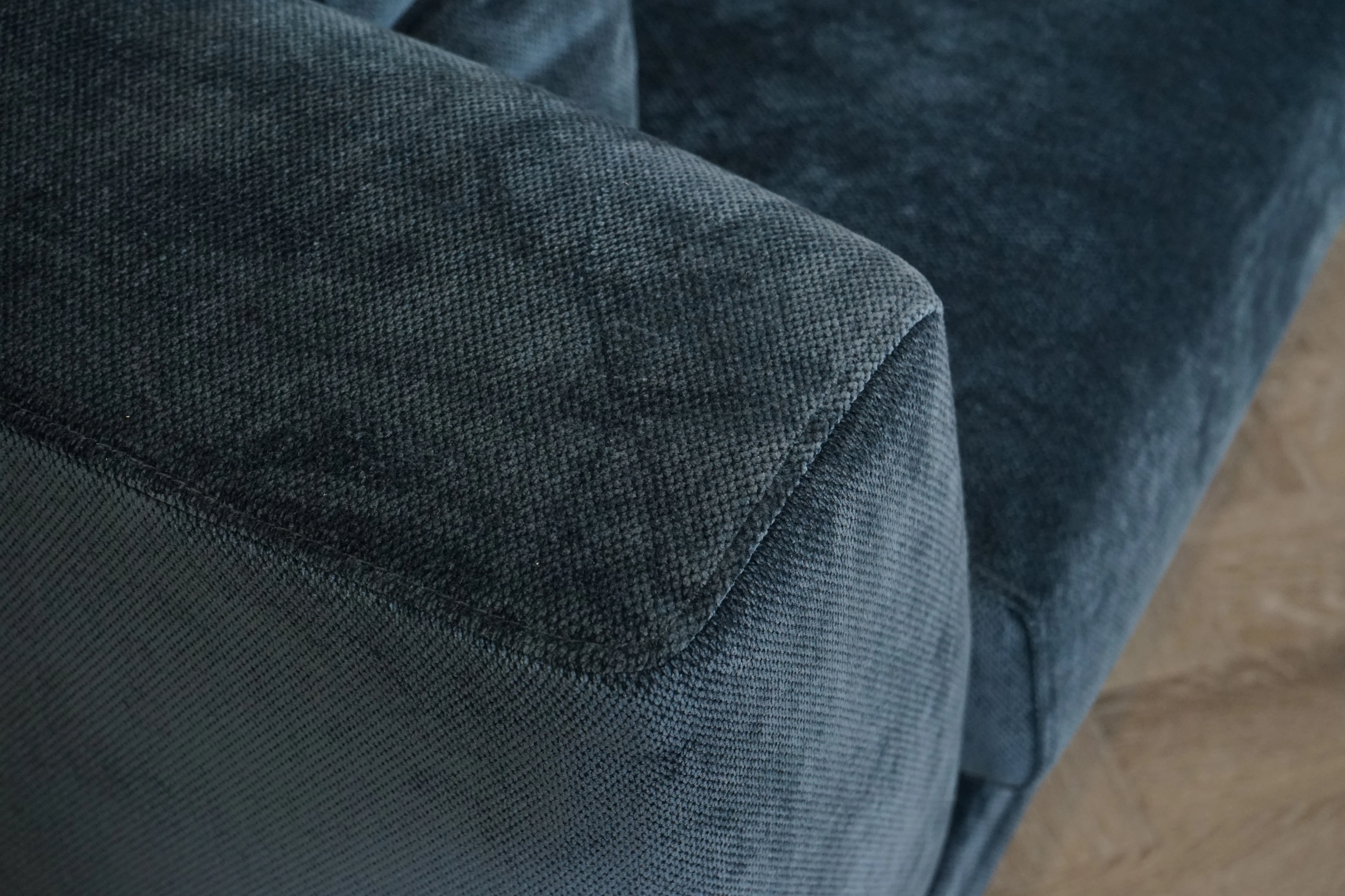 Belvedere Medium 2 Seater Fabric Sofa, Chunky Chenille Navy - Image 6