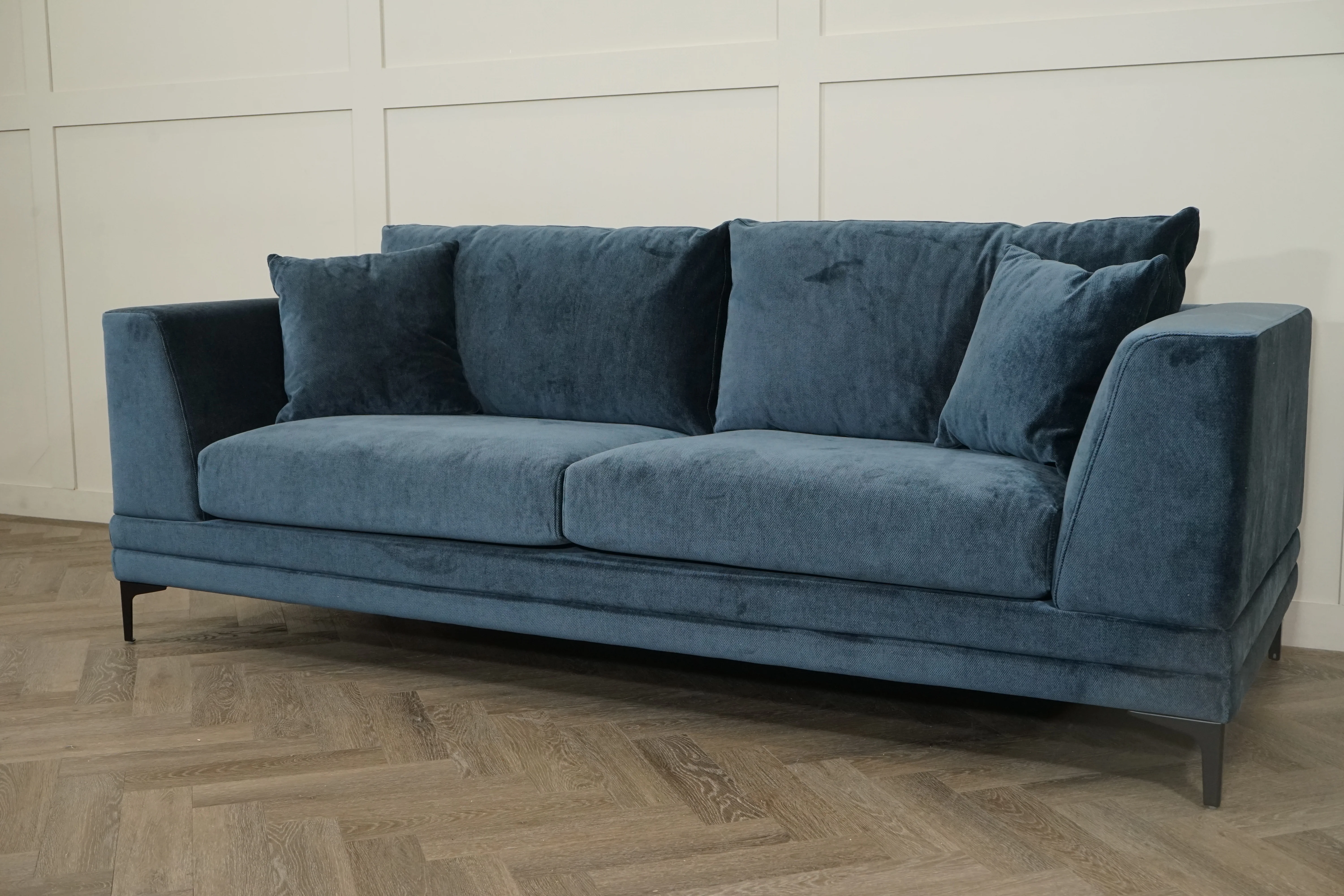 Belvedere Large 3 Seater Fabric Sofa, Chunky Chenille Navy - Image 6