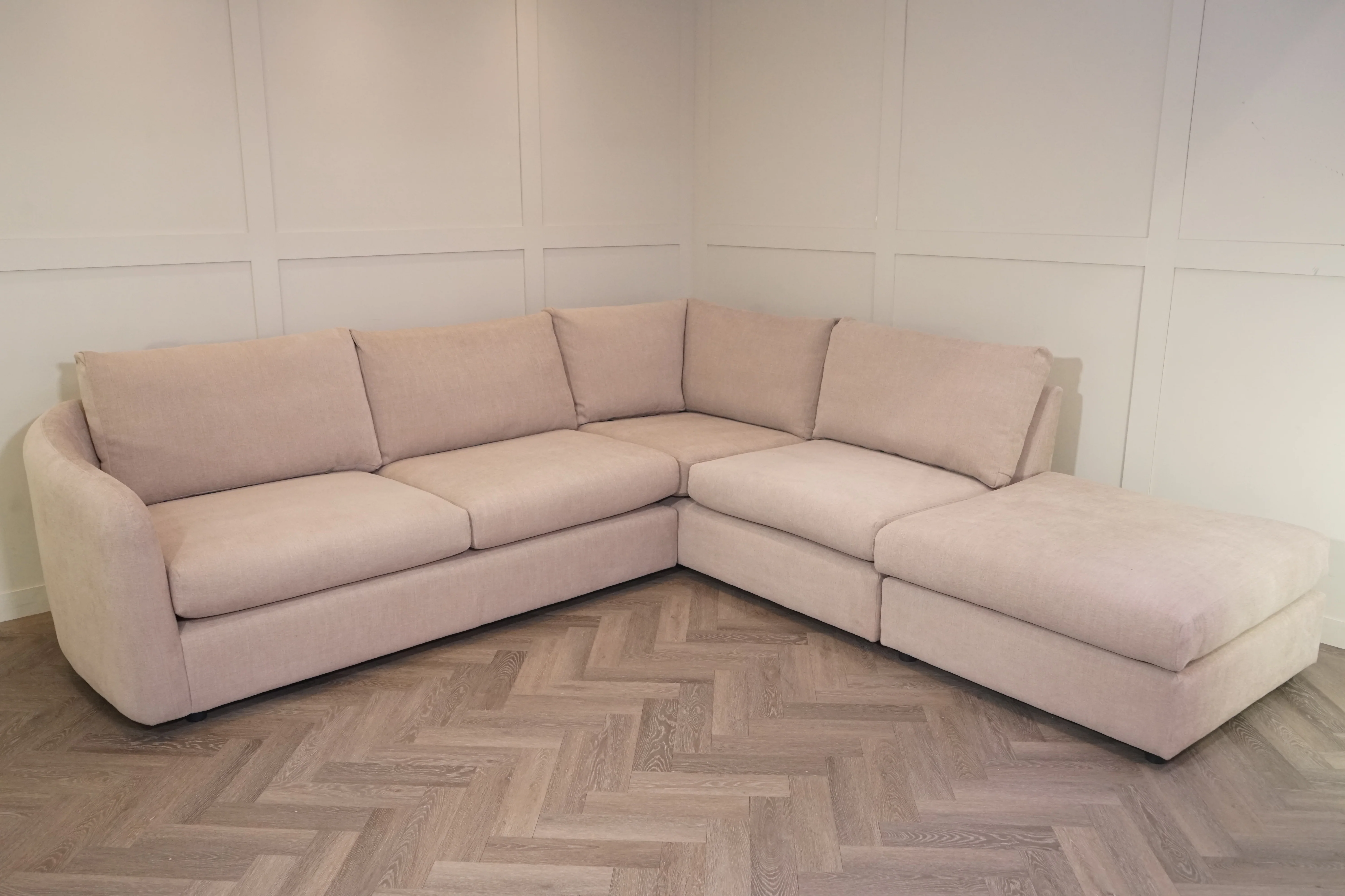 Carnaby RHF Open Ended Corner Sofa, Latte - Image 11
