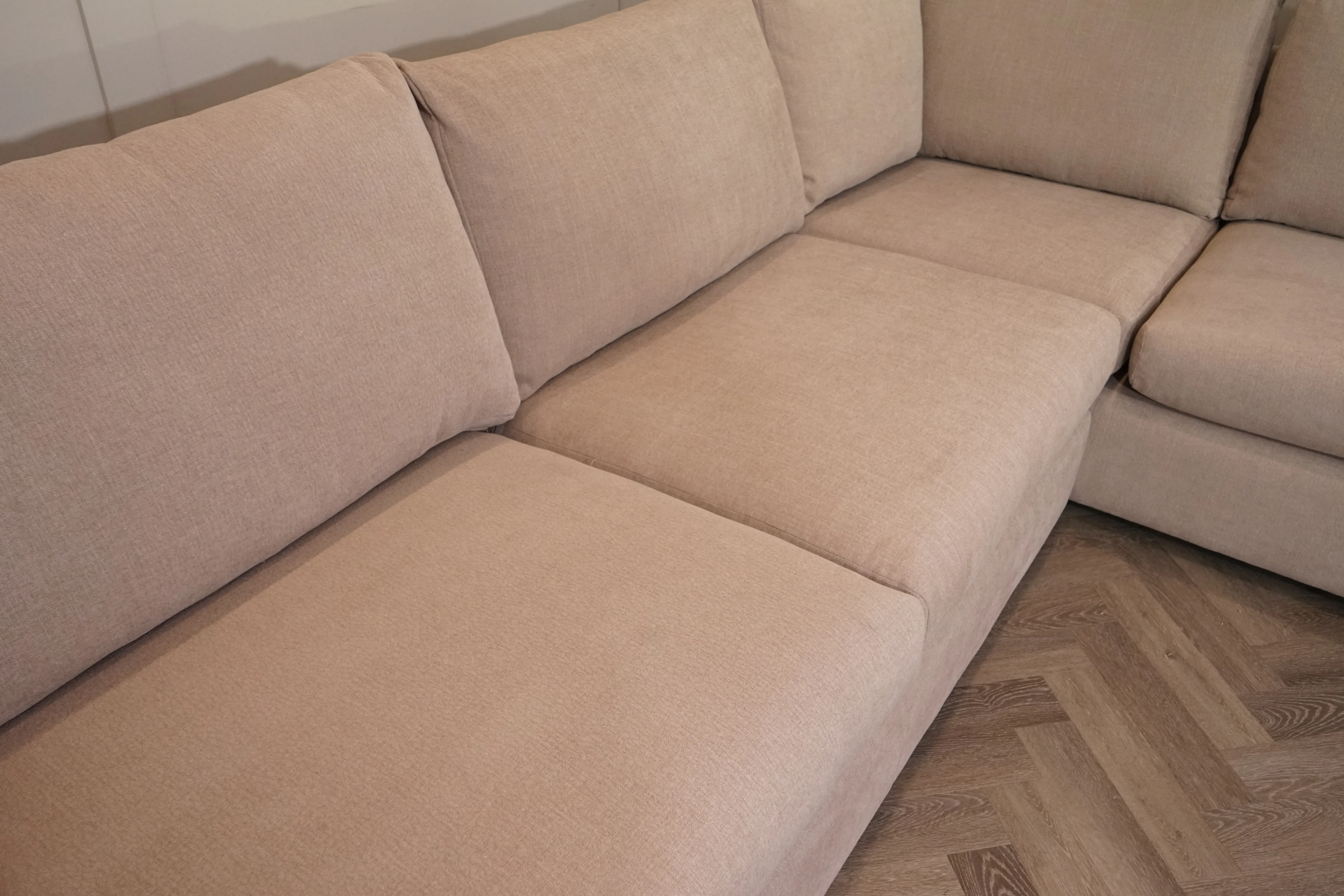 Carnaby RHF Open Ended Corner Sofa, Latte - Image 13
