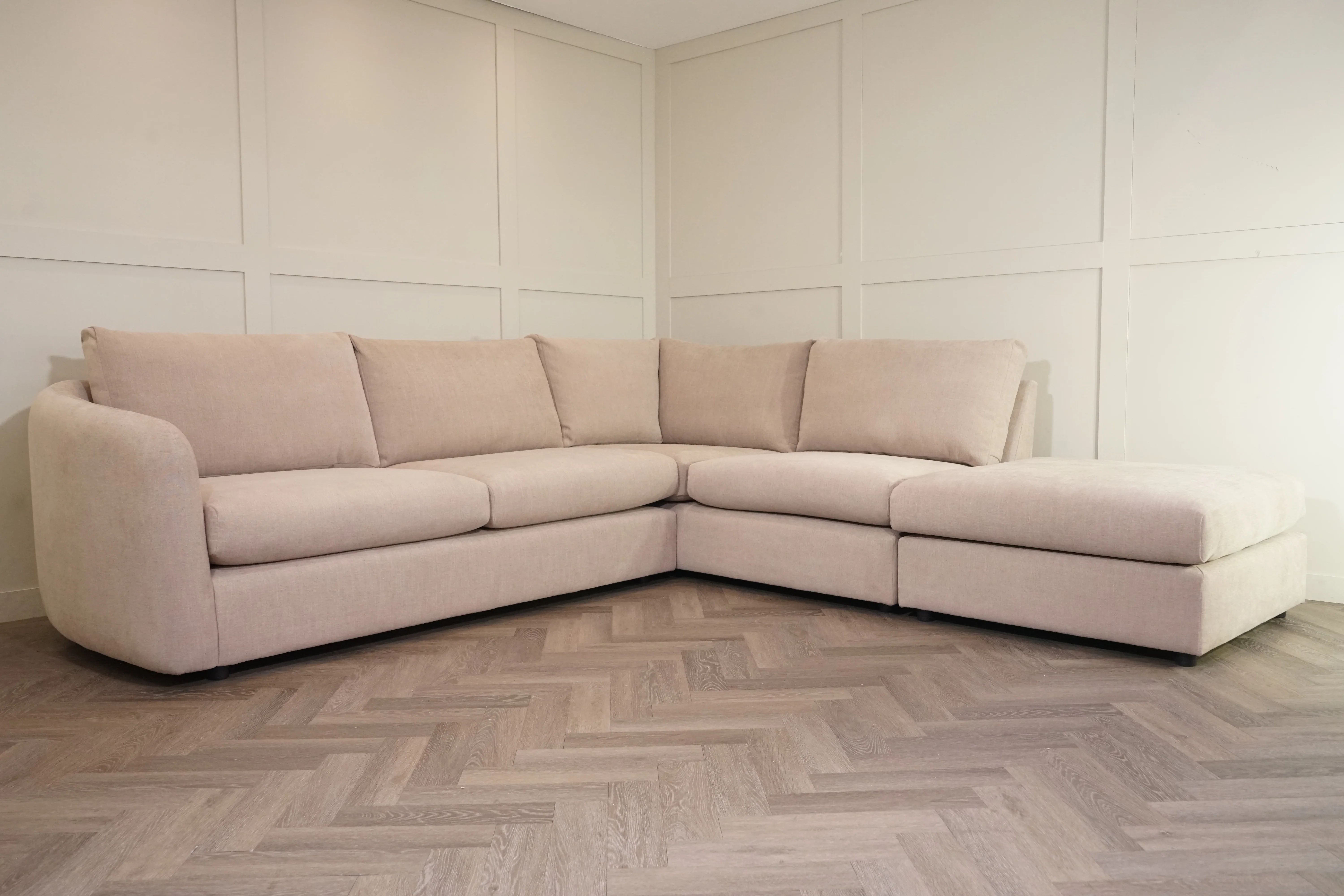 Carnaby RHF Open Ended Corner Sofa, Latte - Image 7