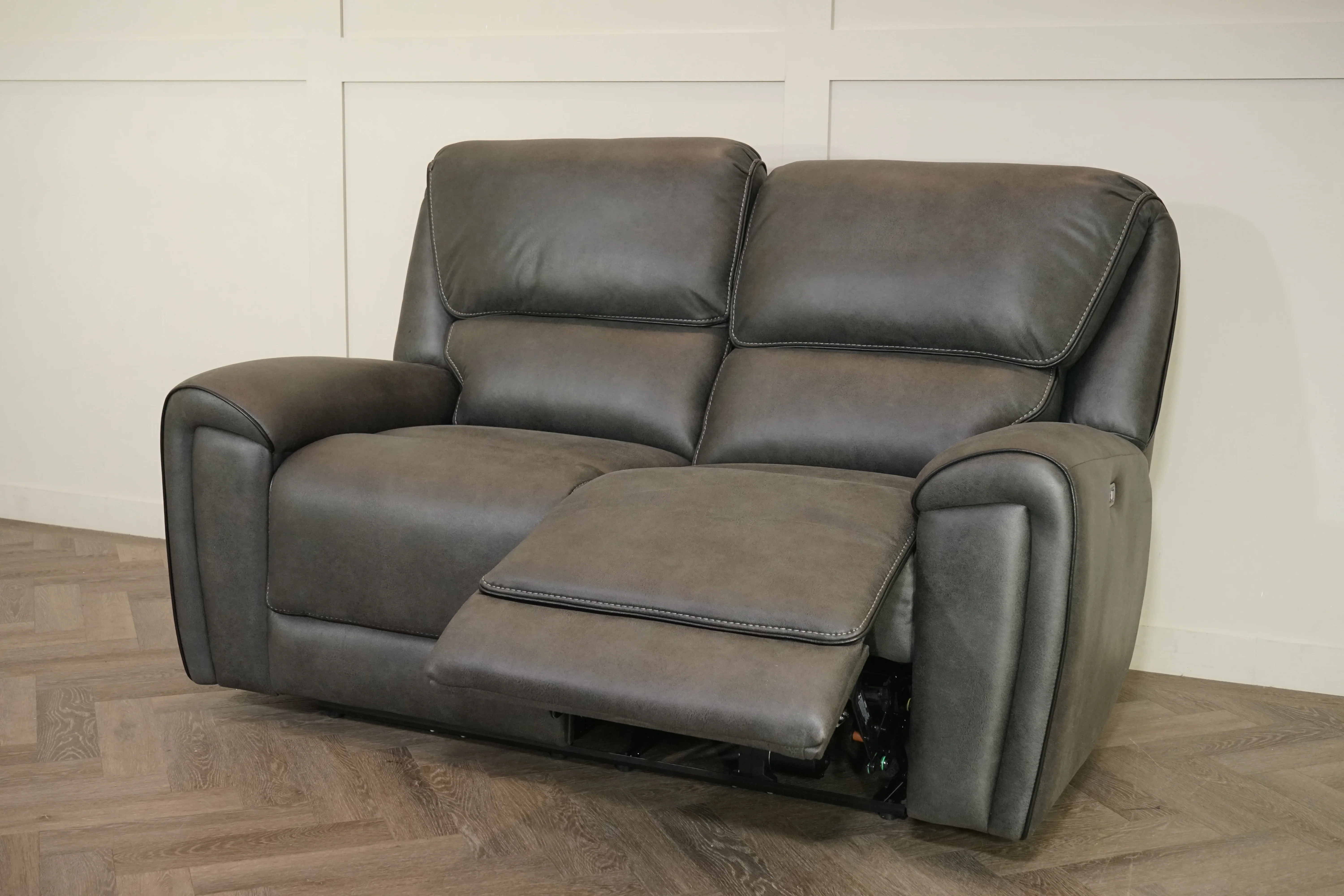 Hudson 2 Seater Power Reclining Sofa – Endurance Fabric – Graphite - Image 10