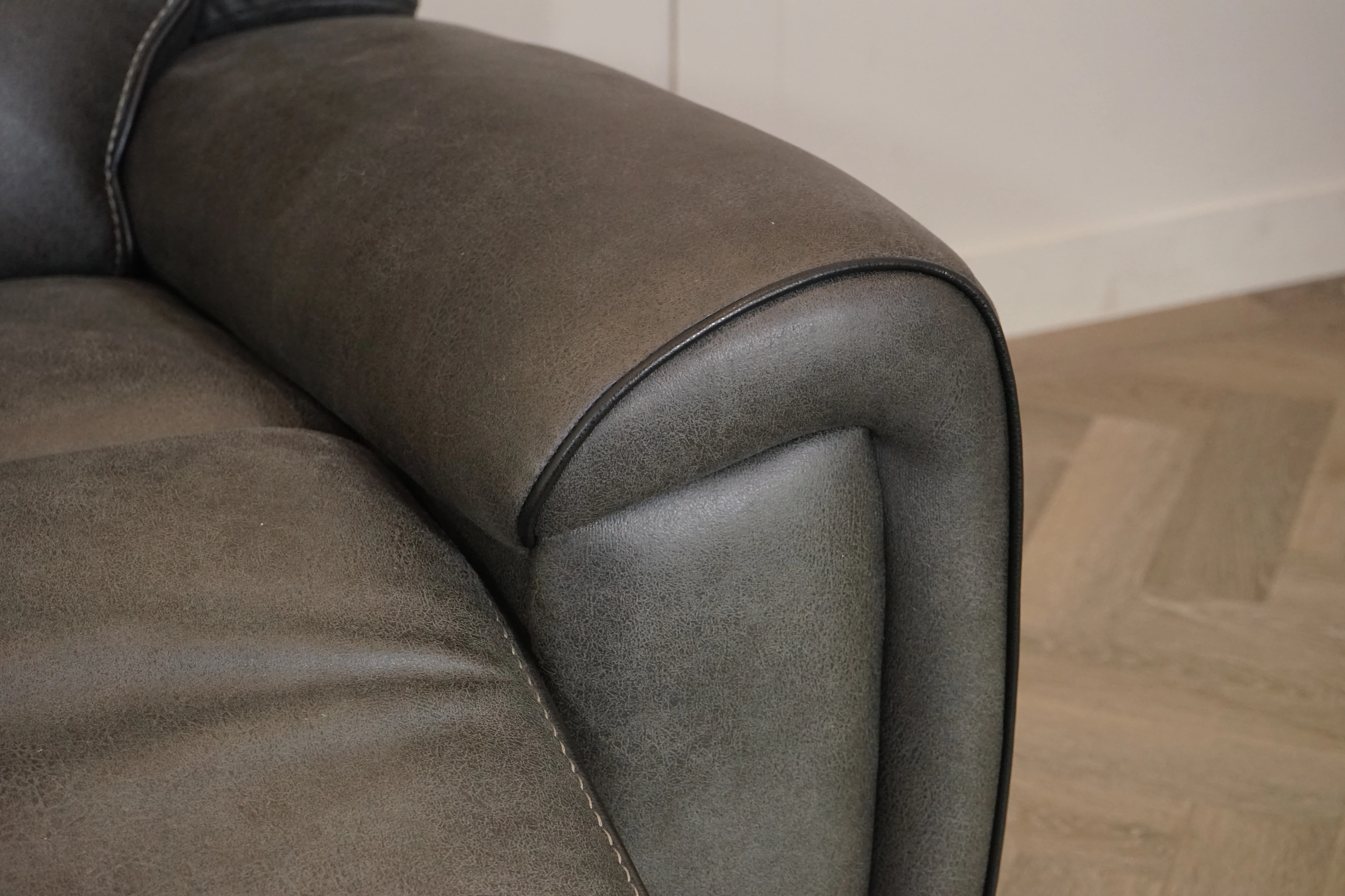 Hudson 2 Seater Power Reclining Sofa – Endurance Fabric – Graphite - Image 5