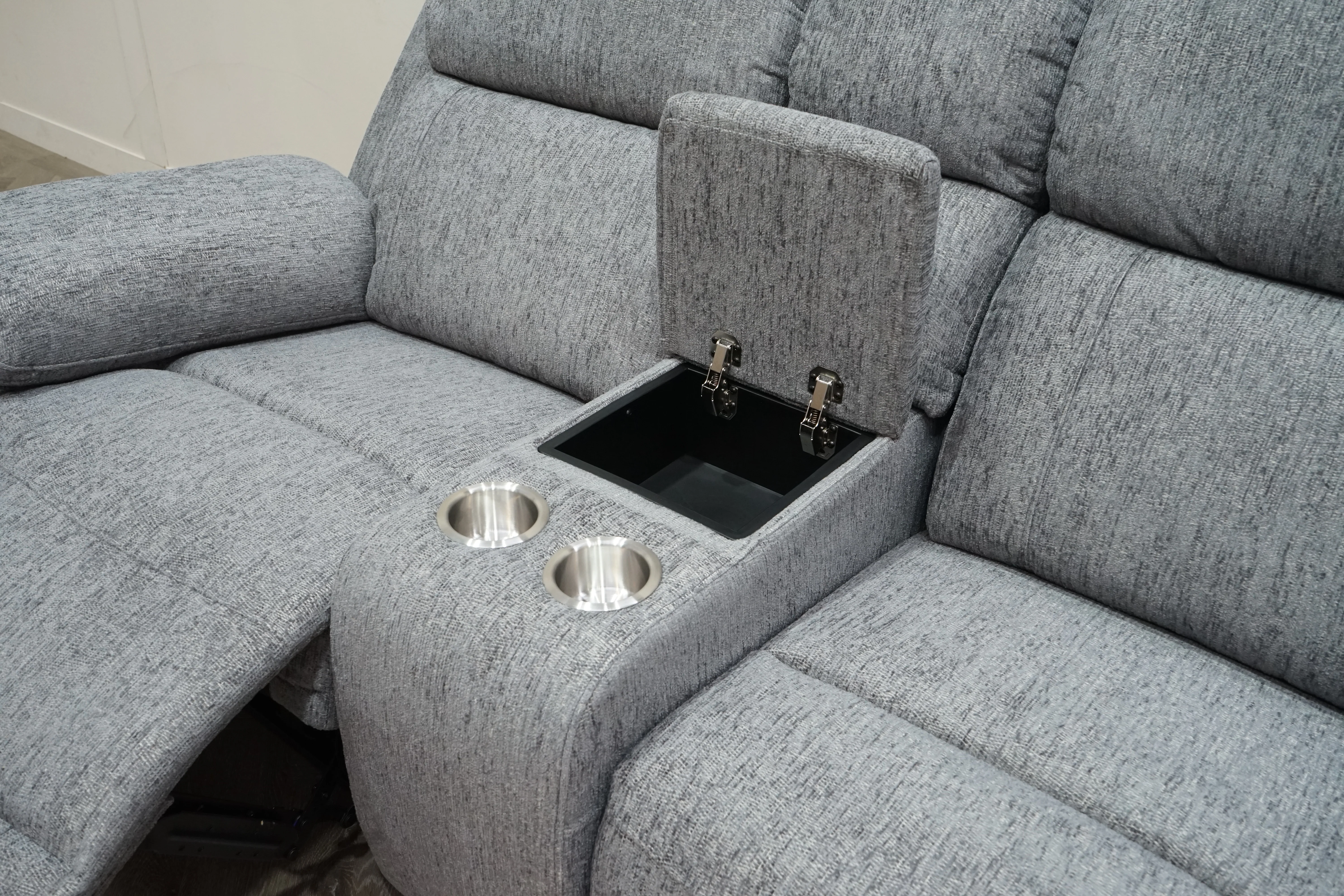 Lucius 2 Seater Power Recliner Sofa, Vespa Grey - Image 4