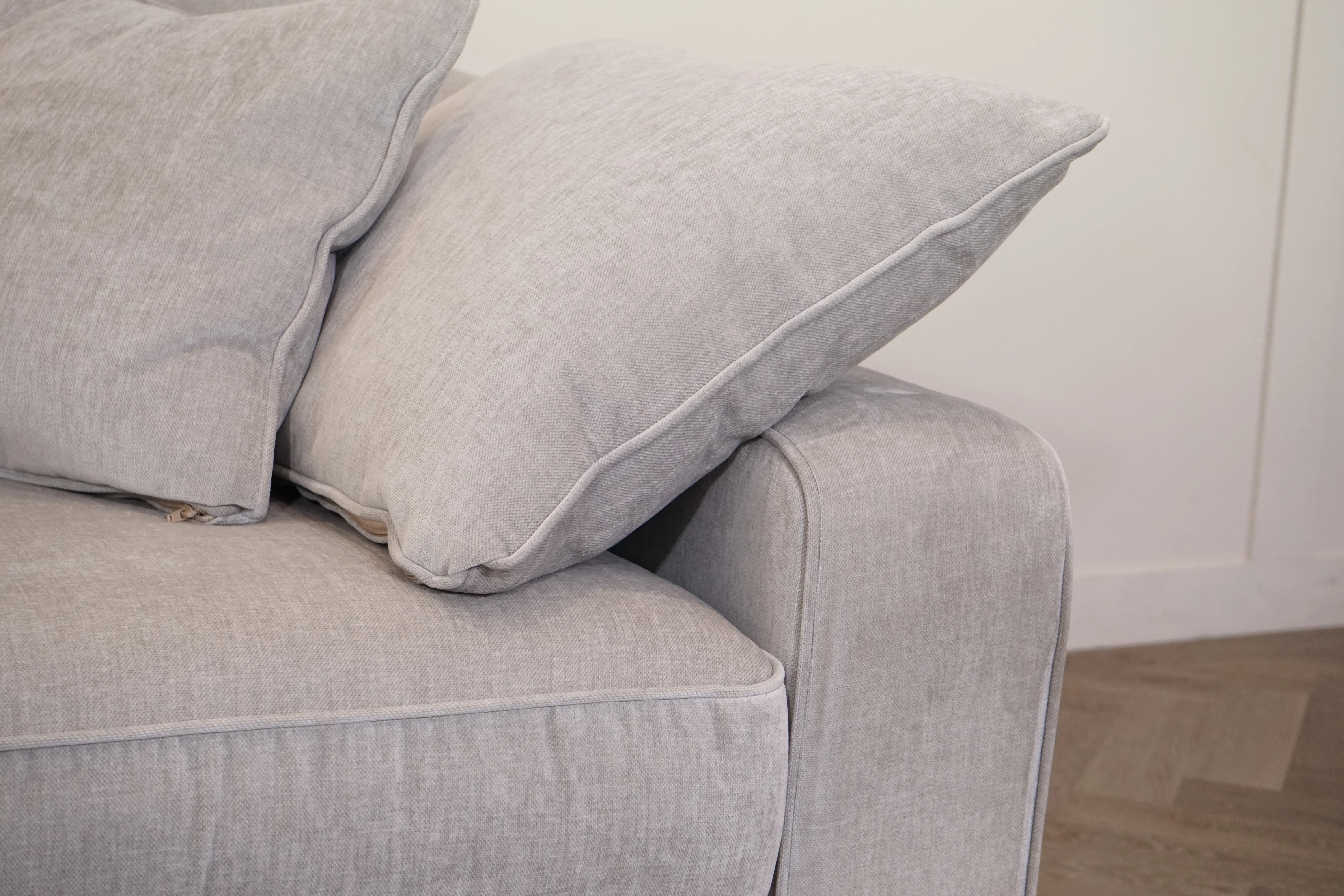 Manhattan Large 4 Seater Sofa, Dusk Marble - Image 5