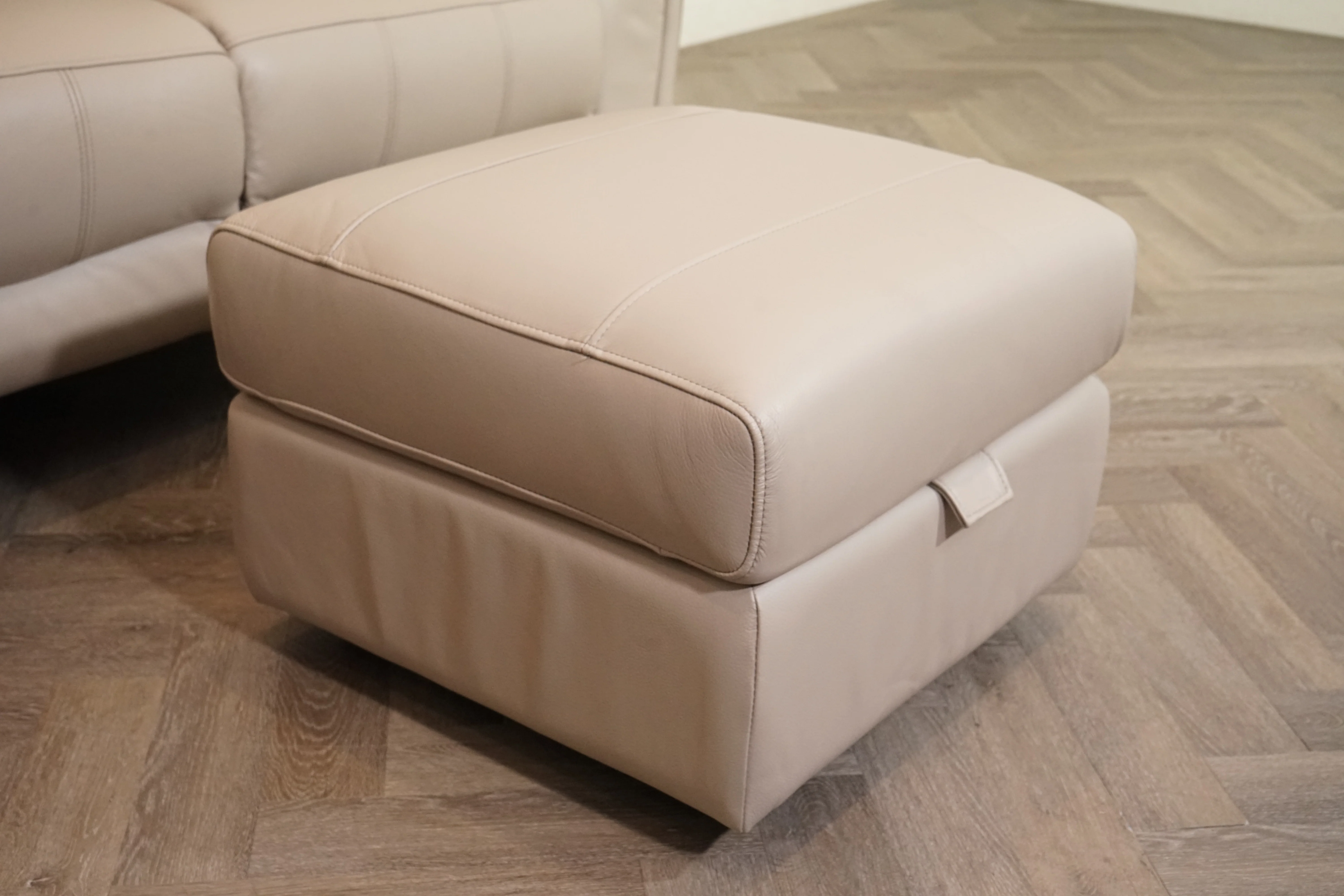 Panache Leather 2 Seater Sofa & FREE Storage Footstool, Oyster - Image 8